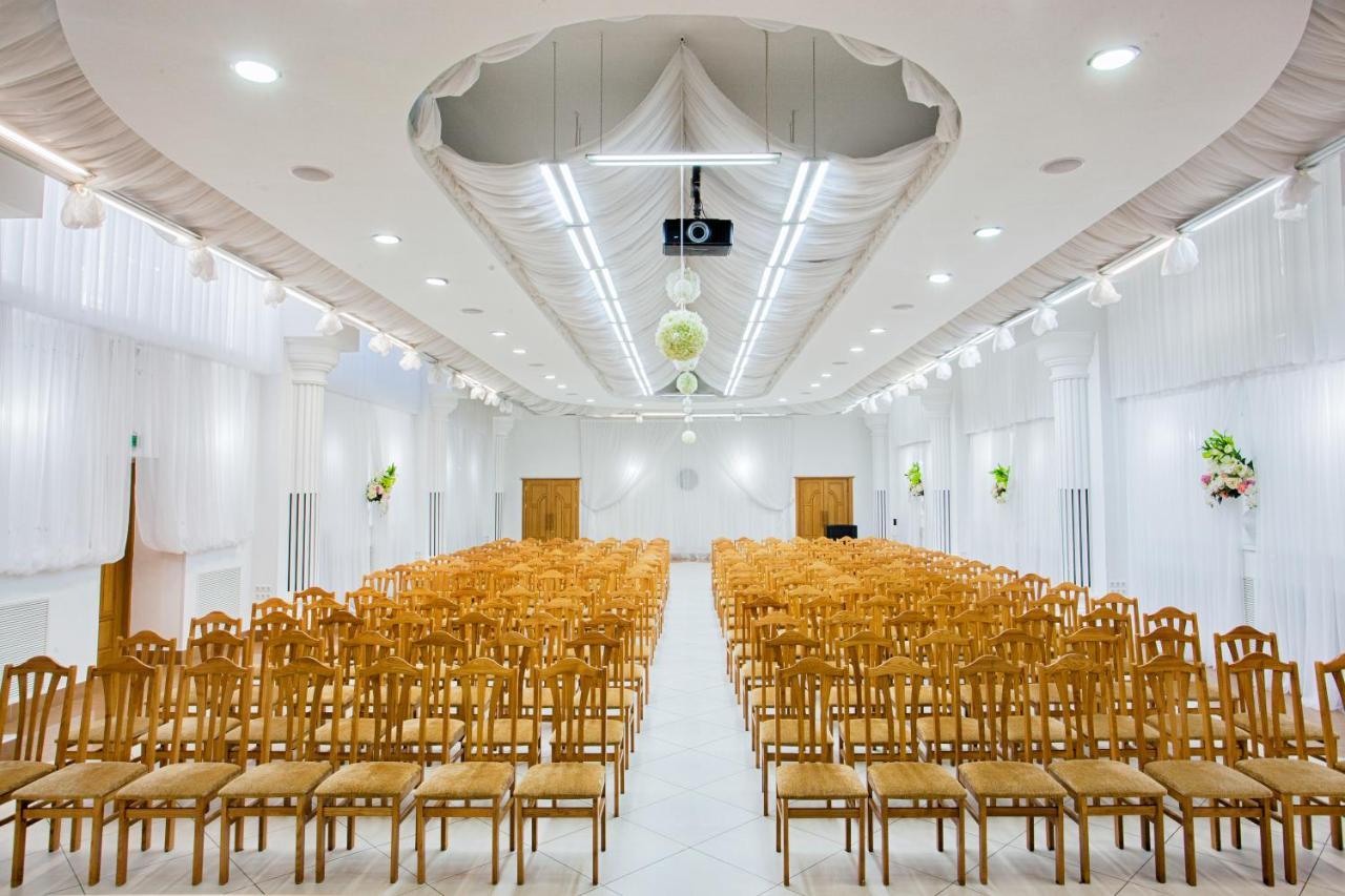 Institutul Muncii Hotel Chişinău Eksteriør billede