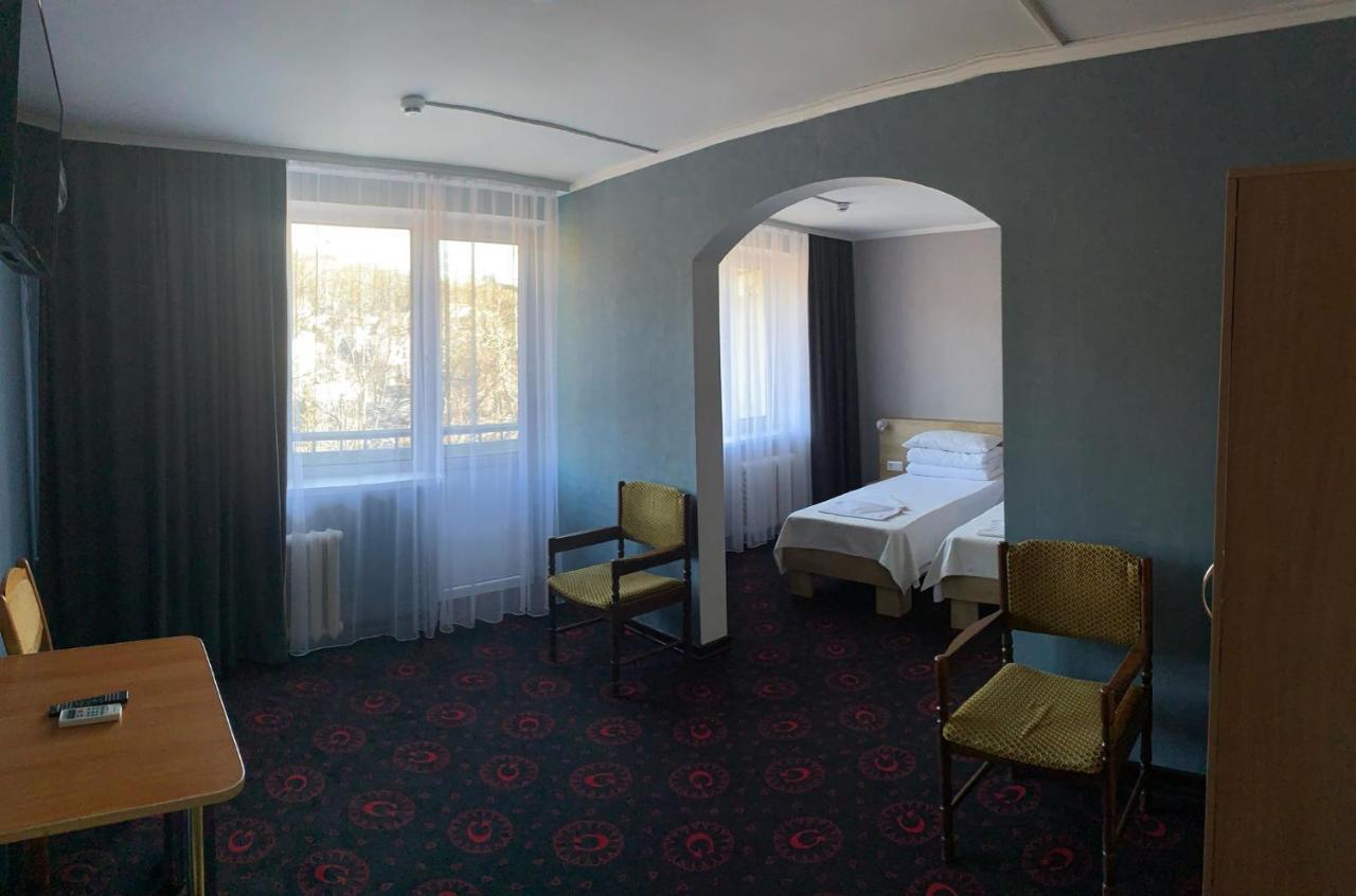 Institutul Muncii Hotel Chişinău Eksteriør billede