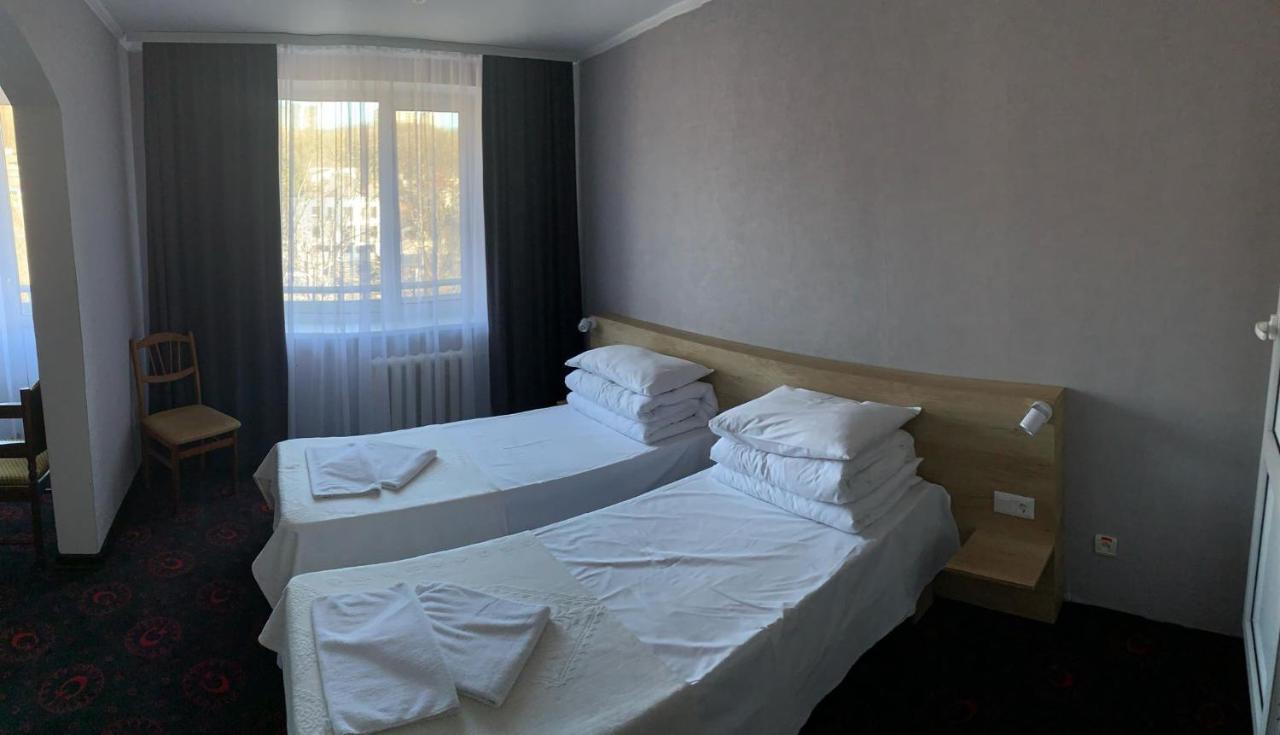 Institutul Muncii Hotel Chişinău Eksteriør billede